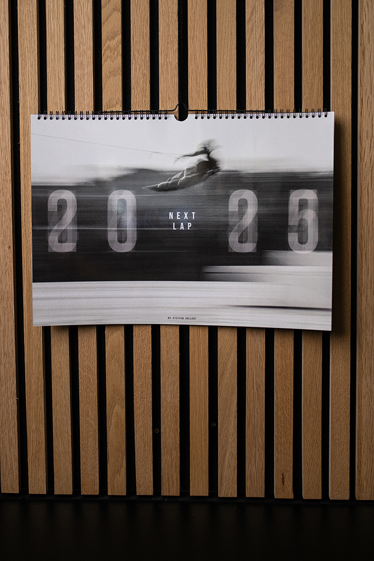 NEXT LAP by Steffen Vollert Wakeboard Kalender 2025