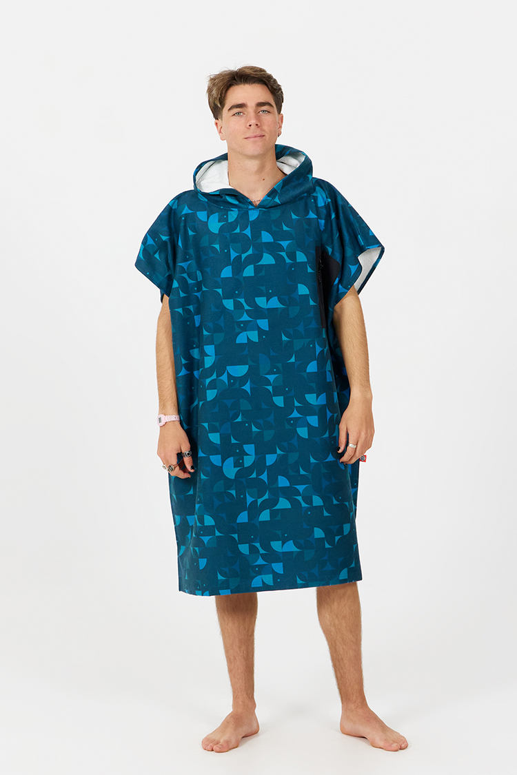 After Tech Pocket Blue Star Poncho 2026