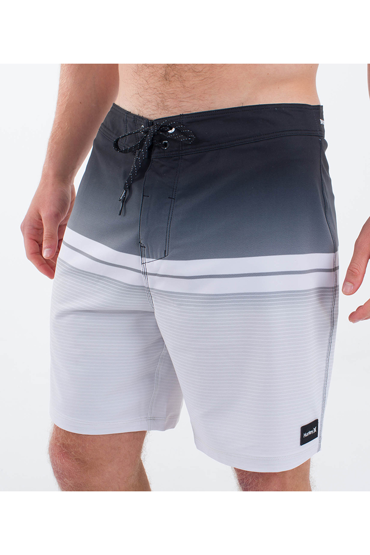 HURLEY PHANTOM-ECO CLASSIC 18 BOARDSHORT NEWPRINT OR BLACK WHT 18 Inches 2025 HURLEY PHANTOM-ECO CLASSIC 18 BOARDSHORT NEWPRINT OR BLACK WHT 18 Inches 2025