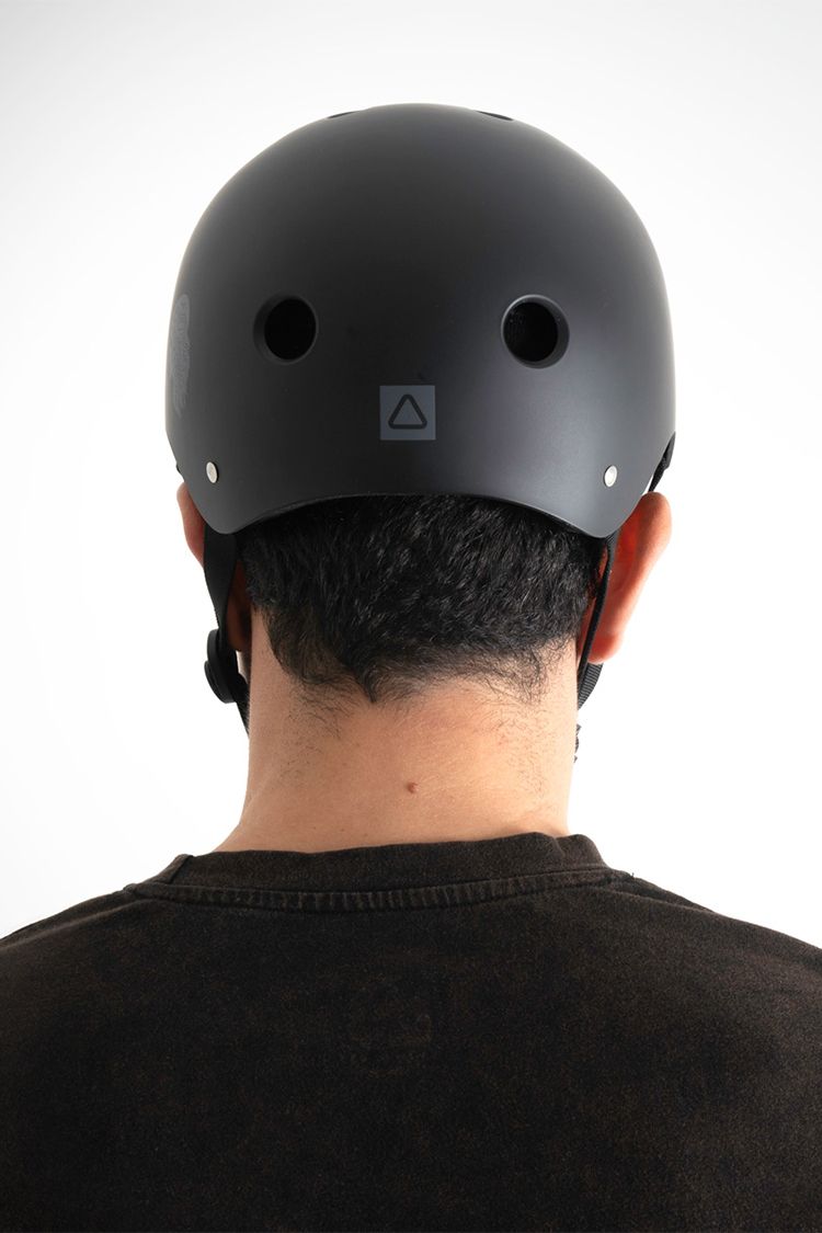 Follow PRO Wakeboard Helmet Black/Charcoal 2022